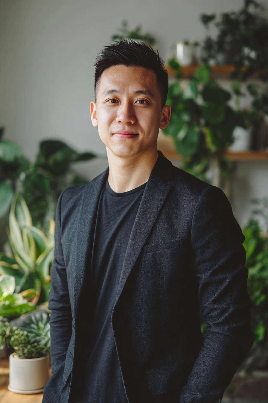 Kelv Khiu